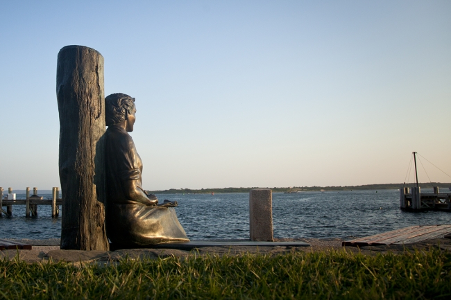 Rachel Carson Statue at СƵ